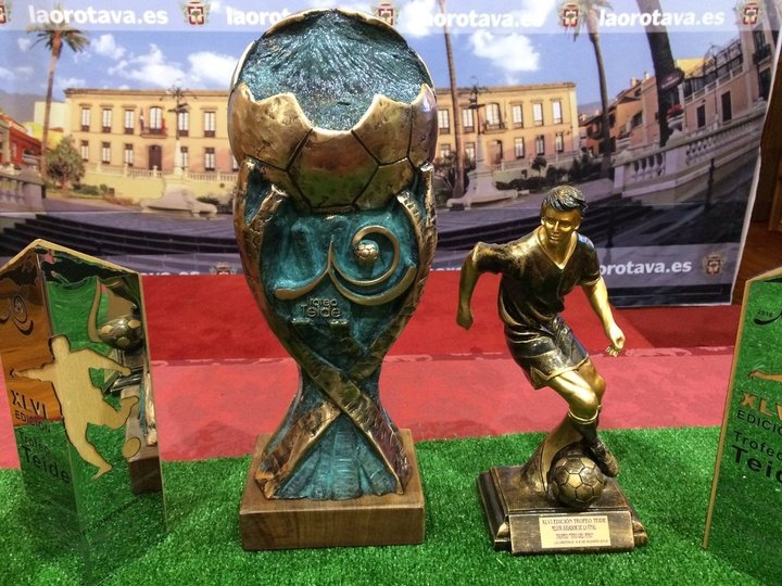 El Tenerife se juega el Trofeo Teide ante el FUS Rabat