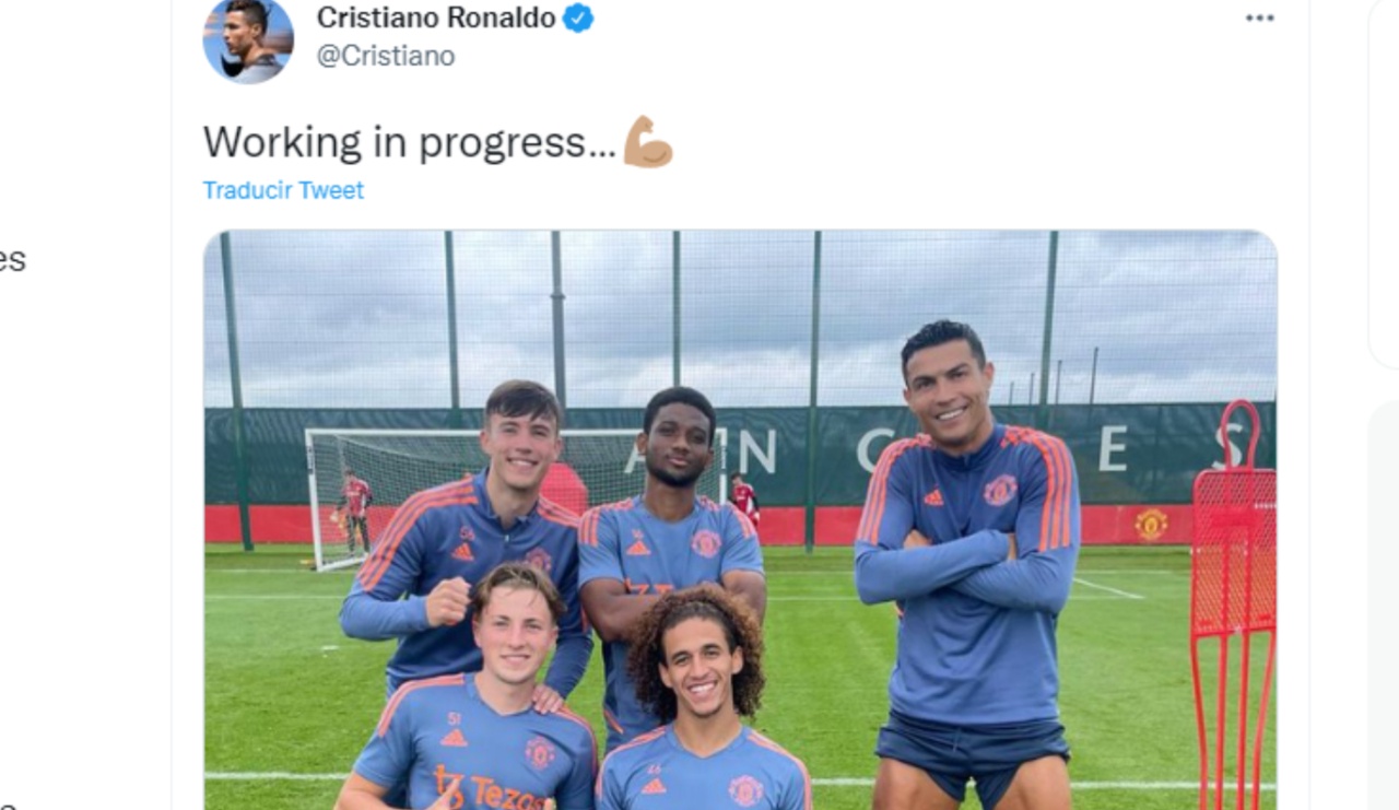 Manchester United on Twitter  Cristiano ronaldo, Ronaldo, Cristiano ronaldo  manchester