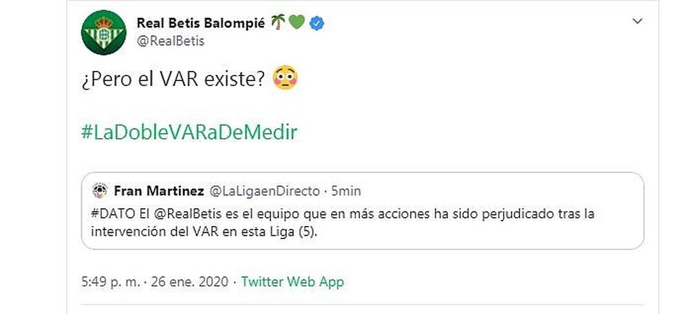 Quand le Betis Séville ironise sur la VAR sur Twitter. Capture/Twitter/RealBetis