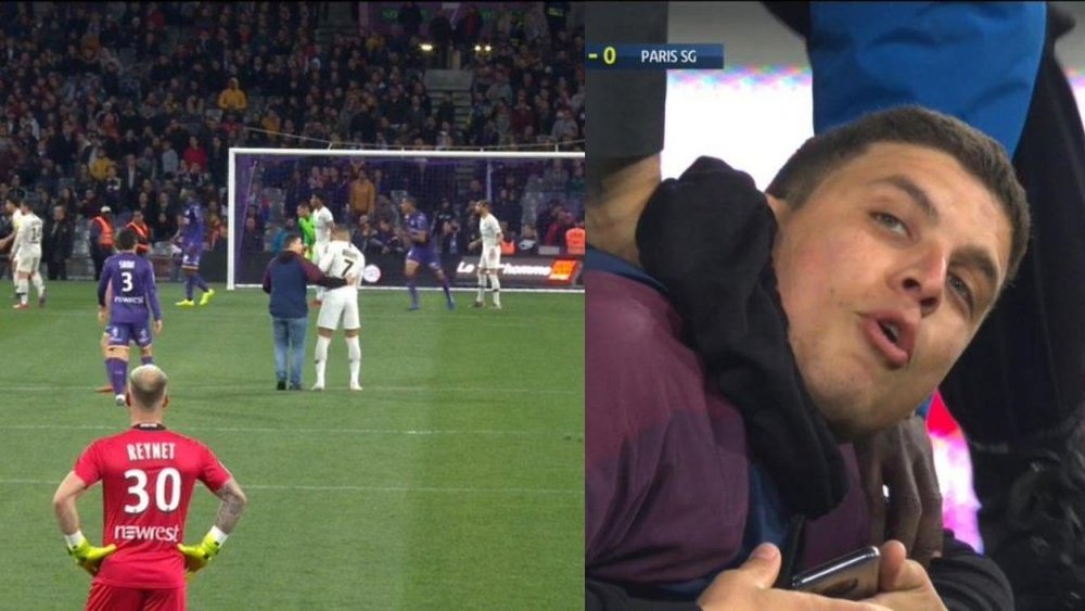 Un fan de Mbappé envahit la pelouse de Toulouse pour un selfie. Captures/Canal+