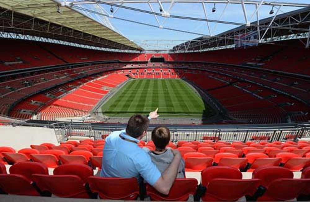 Wembley sería uno de los muchos atractivos si se organizarse un Mundial en Inglaterra. Twitter
