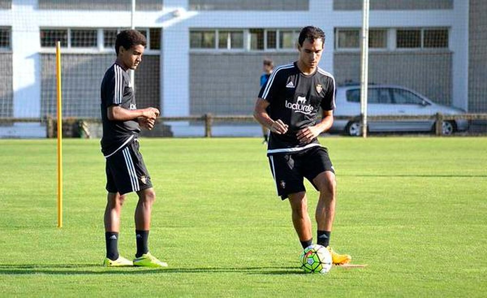 Unai García, durante uno de sus primeros entrenamientos con Osasuna. Twitter