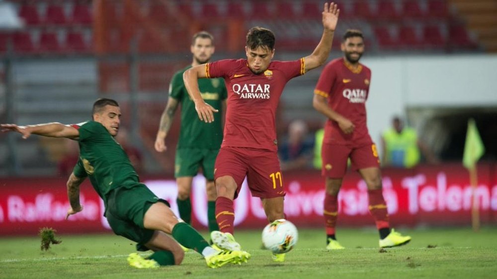 La Roma empató 'in extremis' gracias a un penalti inexistente. AthleticClub