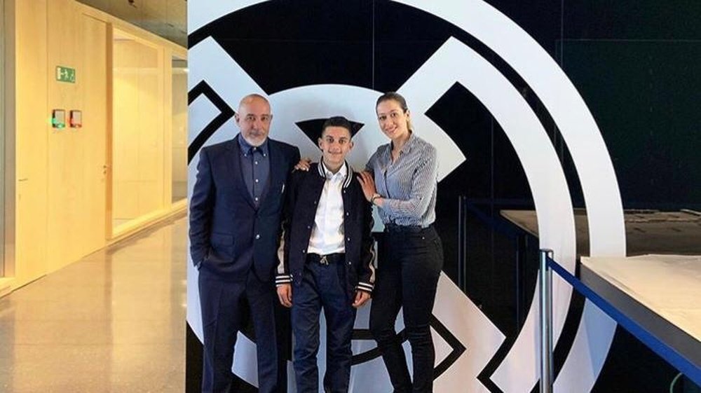 El hijo de Reyes firmó con el Madrid. Instagram/JoseReyesLopez