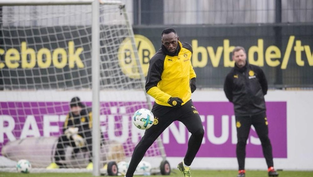 Bolt pretende jogar numa das grandes ligas do futebol europeu. Instagram/UsainBolt