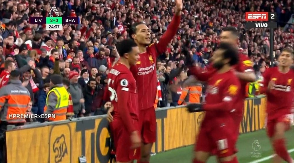 Van Dijk scored two goals in the first half for Liverpool versus Brighton. Captura/ESPN2