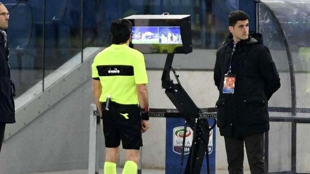 The VAR will continue in Italy. EFE