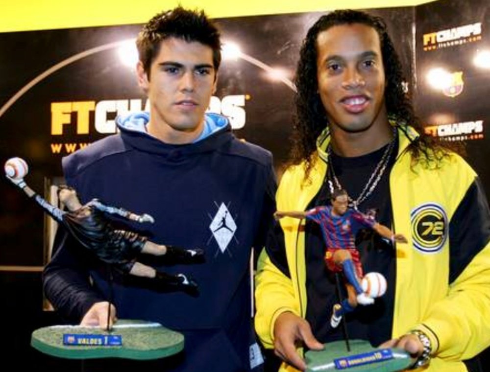 Valdés et Ronaldinho auraient pu partager encore les mêmes couleurs.