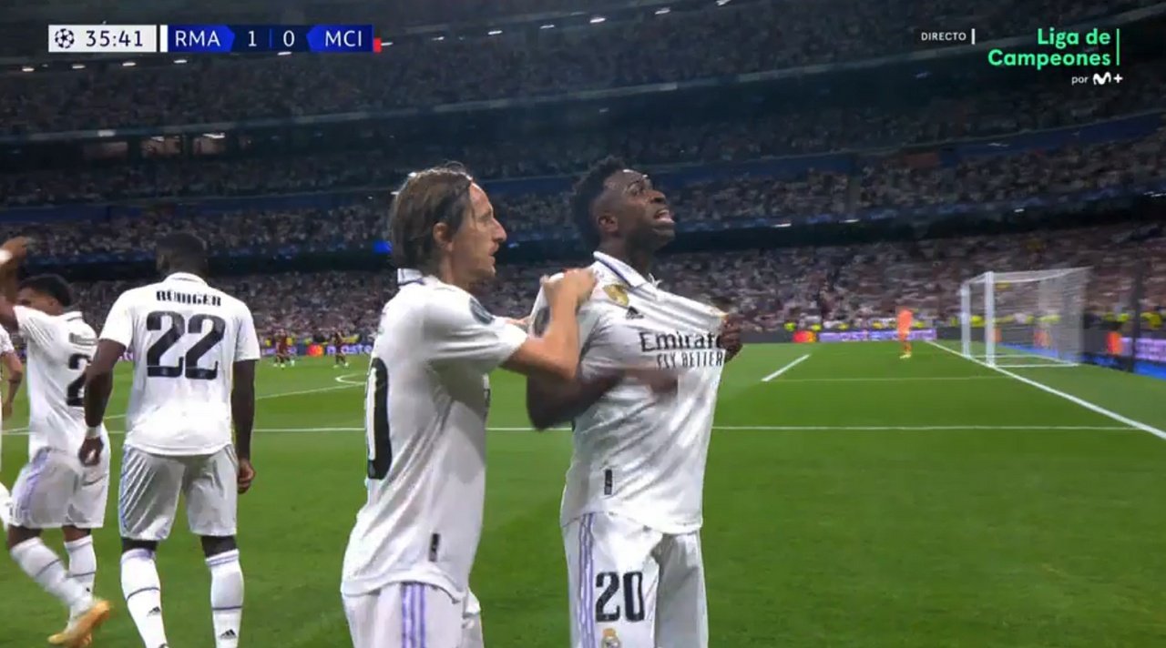 Vinicius enflamme le Bernabeu avec un 'golazo' venu d'ailleurs. Capture/Movistarligadecampeones