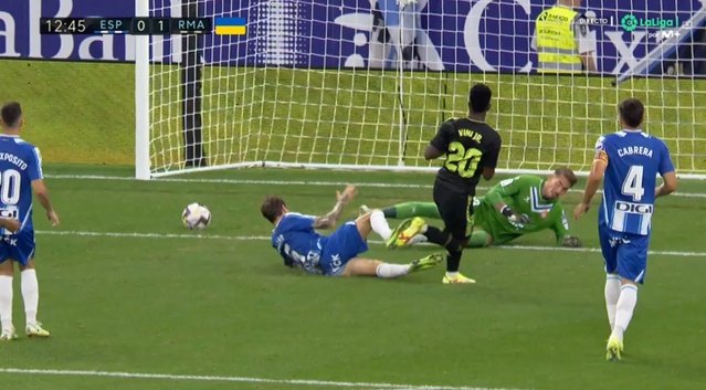Vinicius gave Real Madrid the lead at Espanyol. Screenshot/Movistar