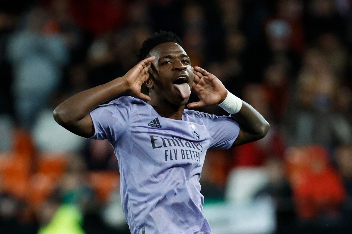 PSG plan to sign Vinicius to replace Mbappe