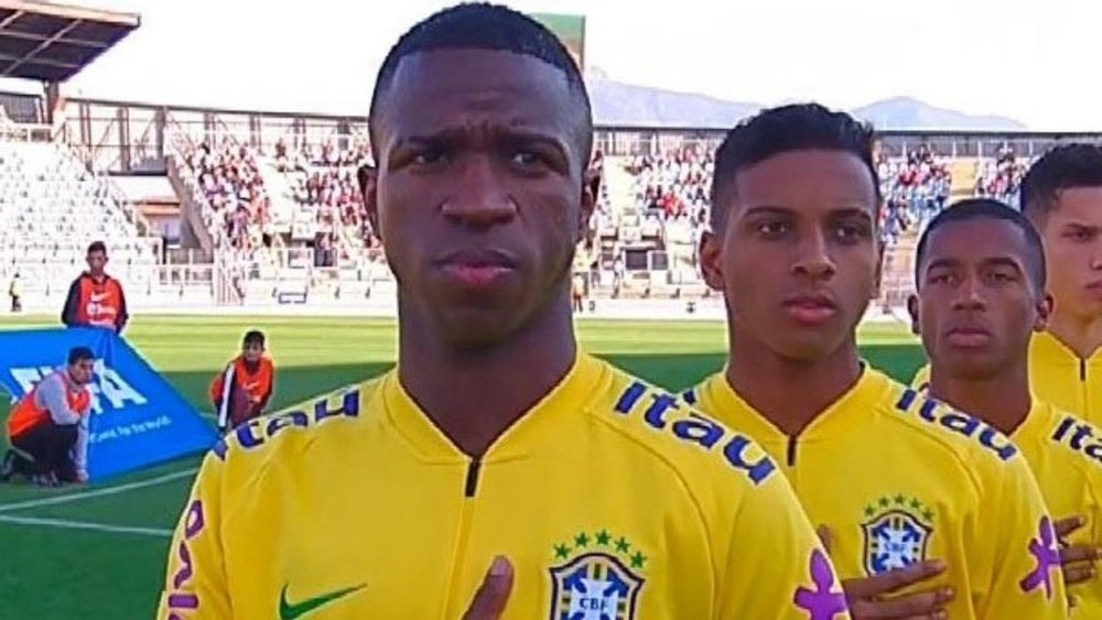 Vinicius quiere más como internacional. Captura