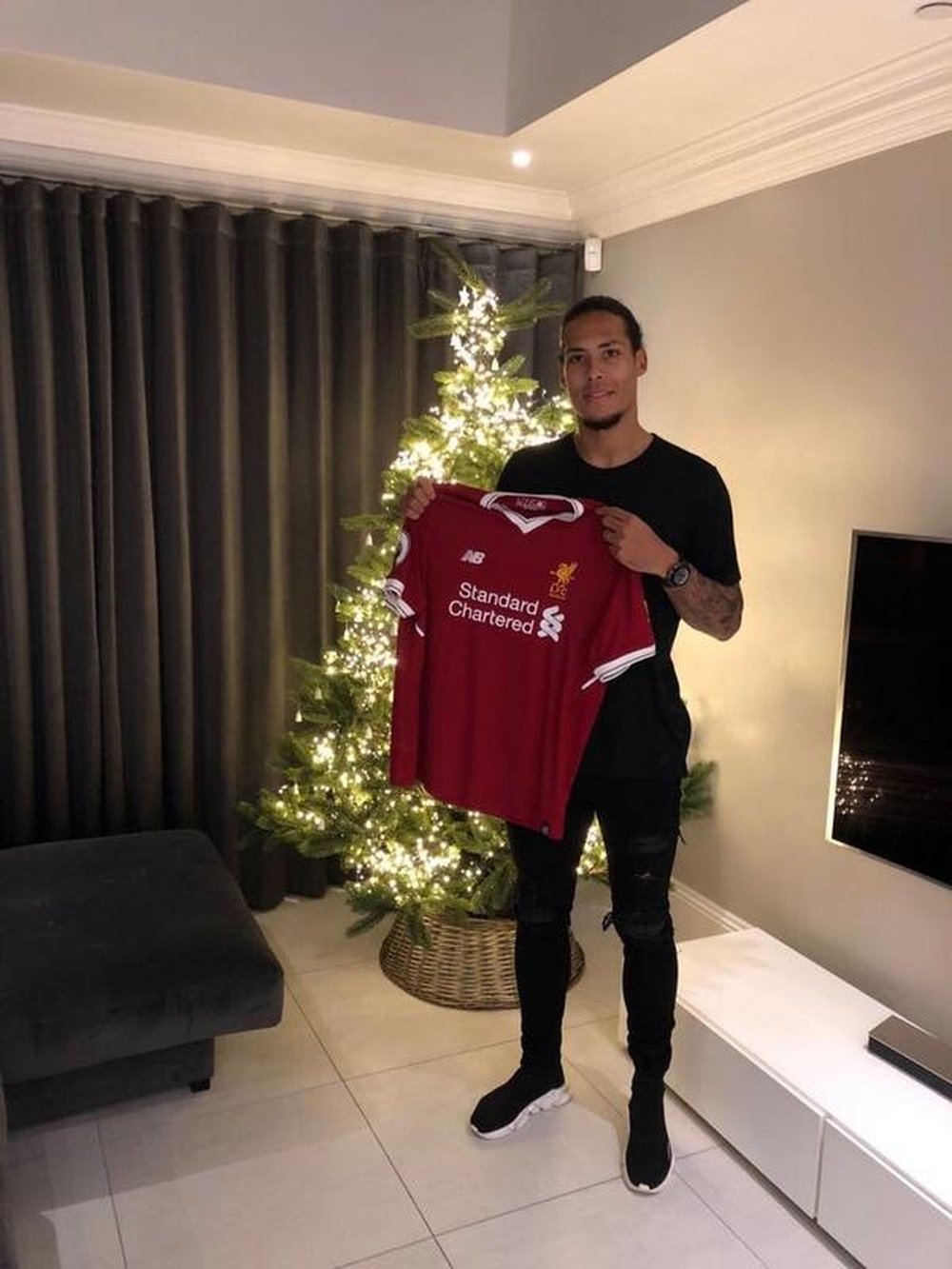 Liverpool have agreed a deal for Van Dijk. Twitter/LFC