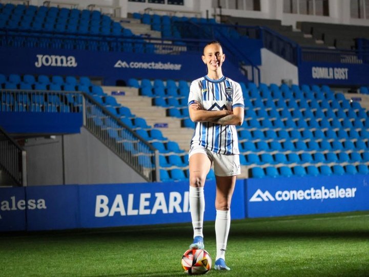 Virginia Torrecilla pasa en 4 días de la retirada al Atlético Baleares