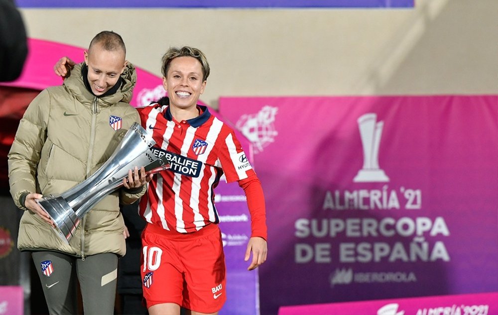 Amanda Sampedro, el adiós de la gran capitana. EFE
