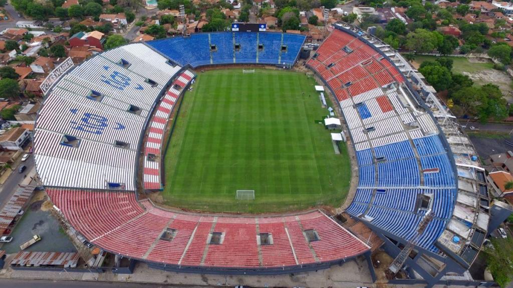 Un estadio a 1270km para jugar el River Boca