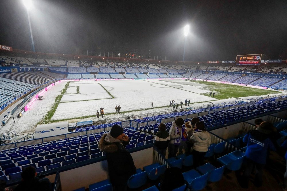 El Zaragoza-Andorra suspendido por nieve, a las 16.15 horas. EFE/Javier Belver