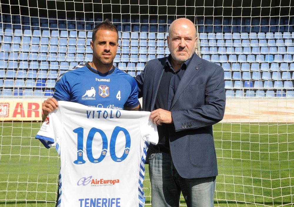 Aunque los resultados ahora no acompañan, Vitolo tiene claro que el Tenerife se ha esforzado mucho.