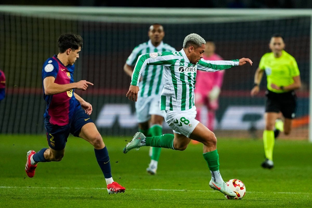 Palmeiras conclut un accord de €25m avec le FC Barcelone pour Vitor Roque