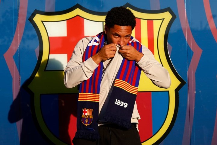 Vitor Roque has only played 13 games for Barcelona this season. EFE