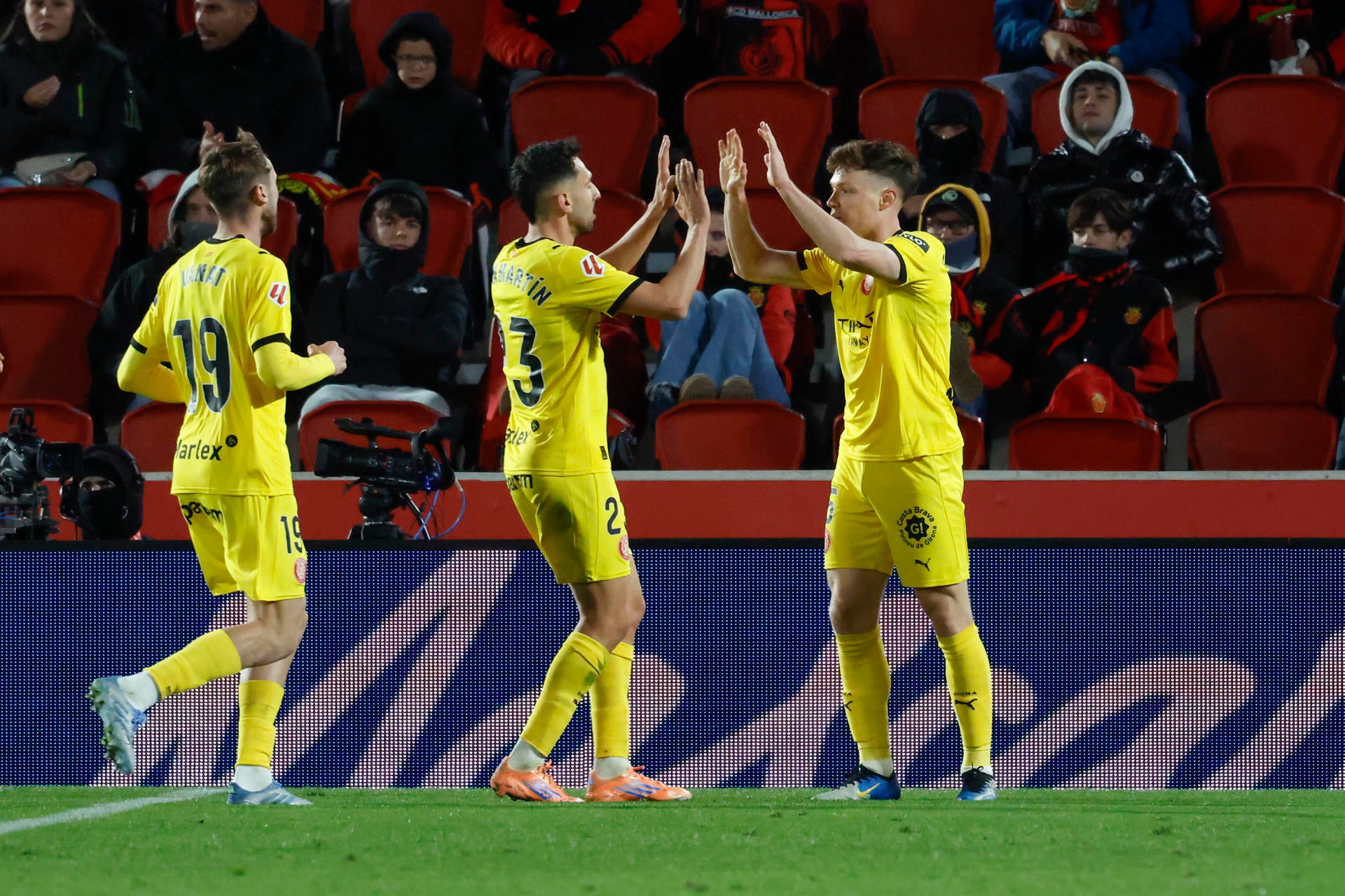 El Girona hace lo que era obvio para Son Moix