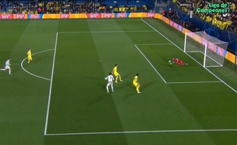Vlahovic is a beast: he made his Champions League debut and scored after 33 seconds!