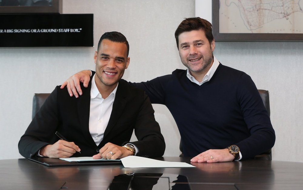 El guardameta holandés ha firmado hasta junio de 2018. Tottenham