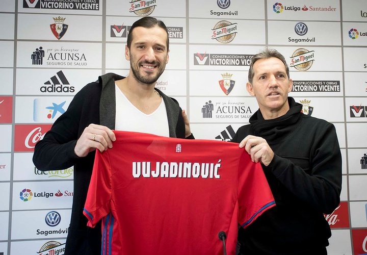 Vujadinovic ya siente Osasuna como su casa