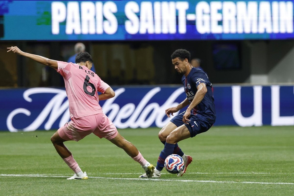 Zaire-Emery hailed Real Madrid's squad ahead of the clash against them. EFE
