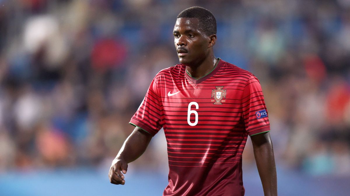 William Carvalho tem uma capacidade tremenda para jogar futebol