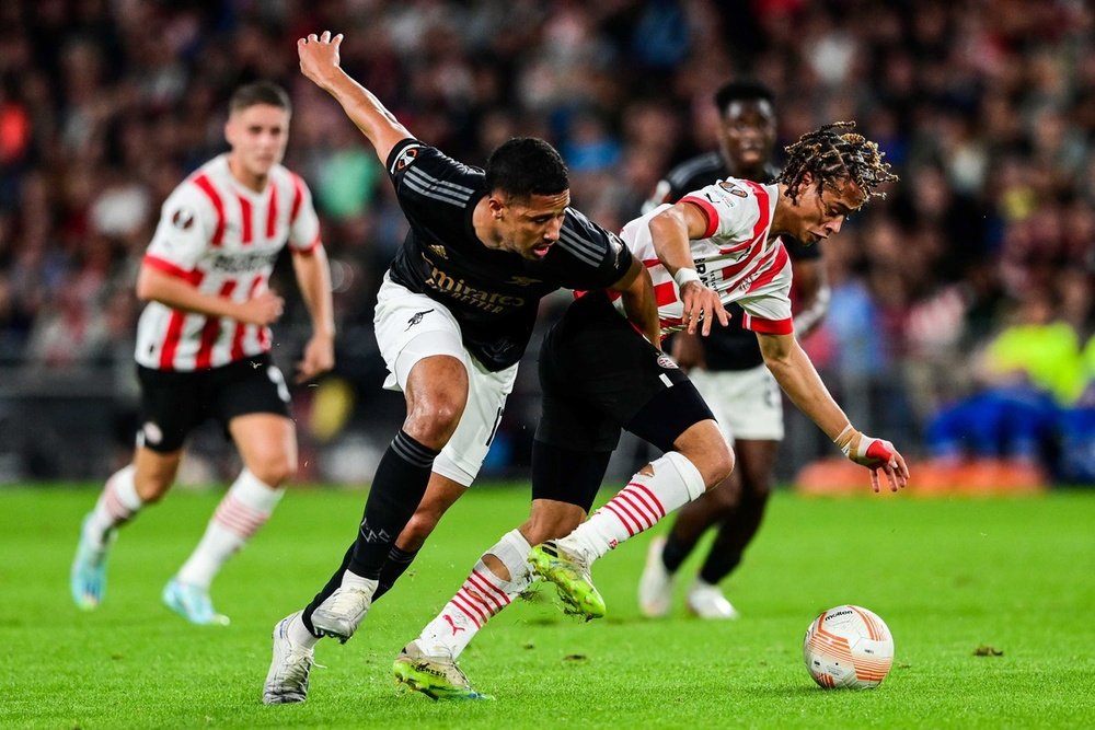 PSV ease to victory at home to Arsenal. EFE