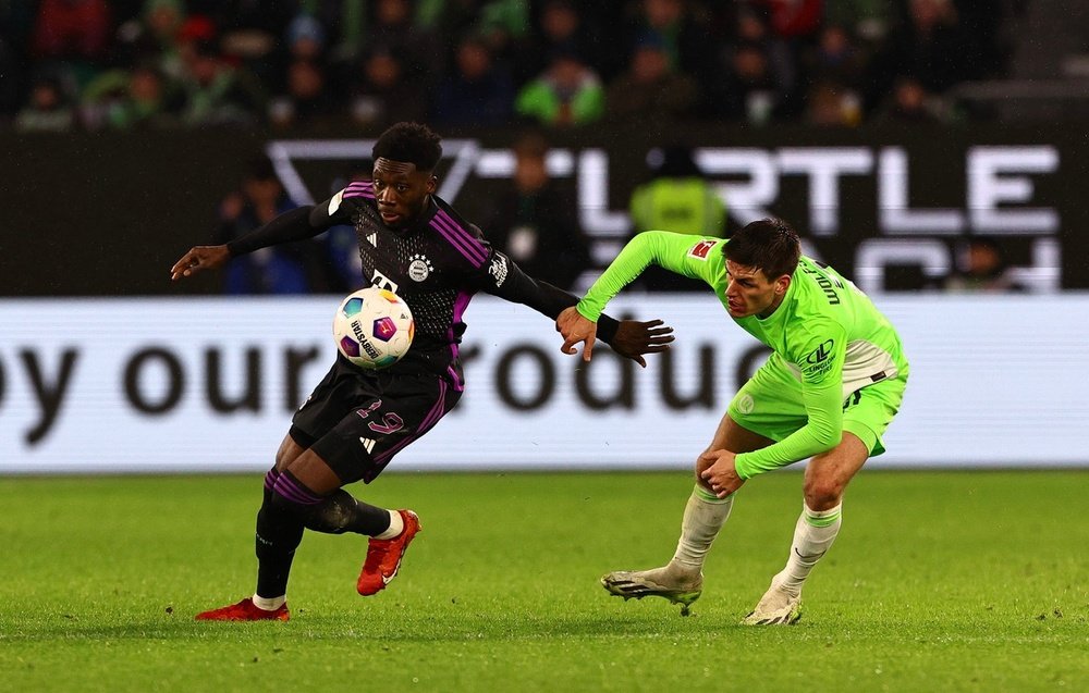 Bayern want to sell Aphonso Davies this summer. EFE