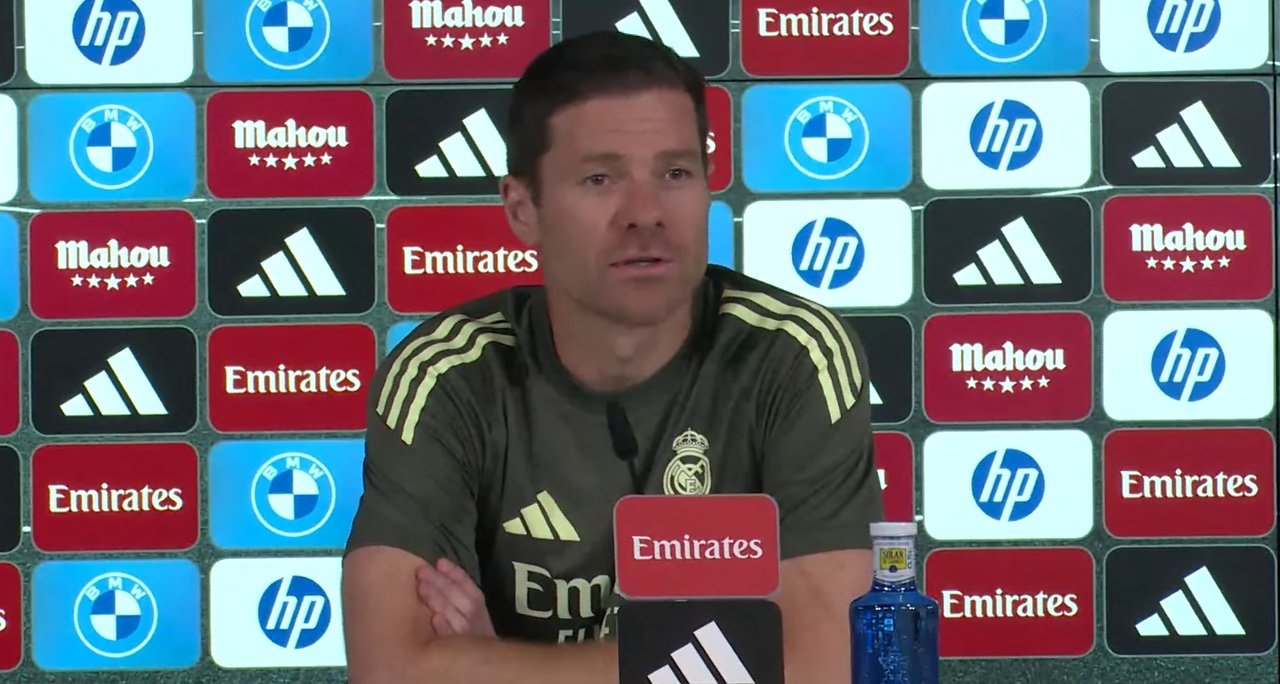 Xabi Alonso analysed the Oviedo-Madrid match. Capture/YouTube/AS