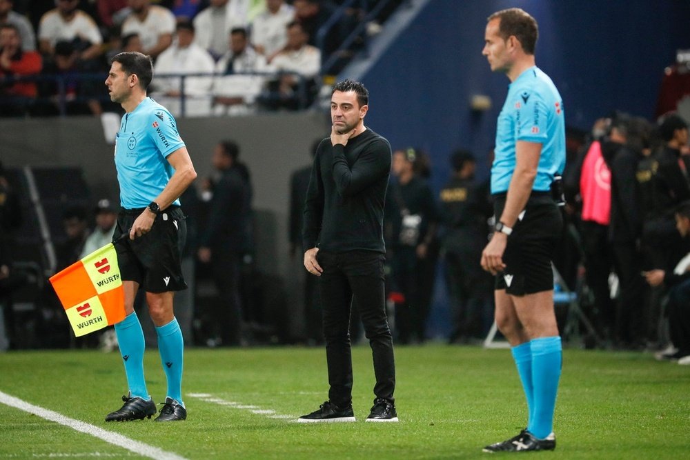 Barca's board maintain their confidence in Xavi Hernandez. EFE