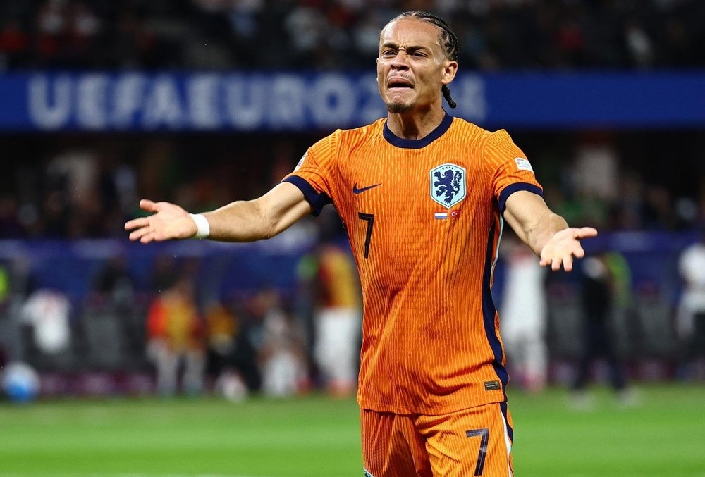 Xavi Simons urged his national team to focus on their next match against England. EFE