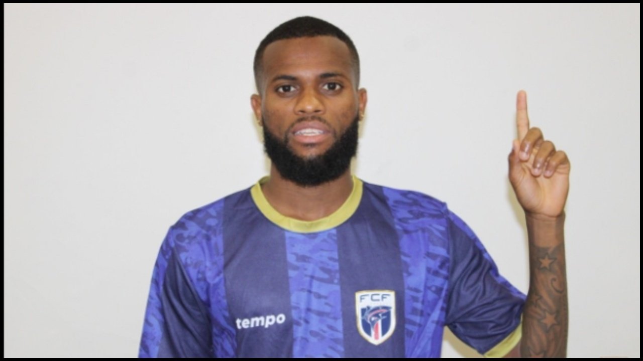 Cabo Verde carimbou o passaporte para o Mundial-2026, um feito inédito para uma nação com pouco mais de 500 mil habitantes. Yannick Semedo, médio do Farense, foi titular no encontro decisivo e recorda, em entrevista ao Flashscore, as emoções vividas no Estádio Nacional.