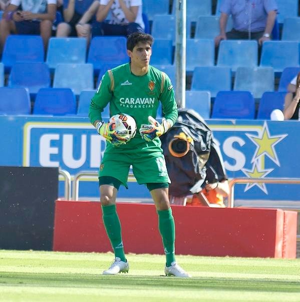 Yassine Bounou, portero marroquí del Zaragoza, en un partido con el conjunto maño. Twitter