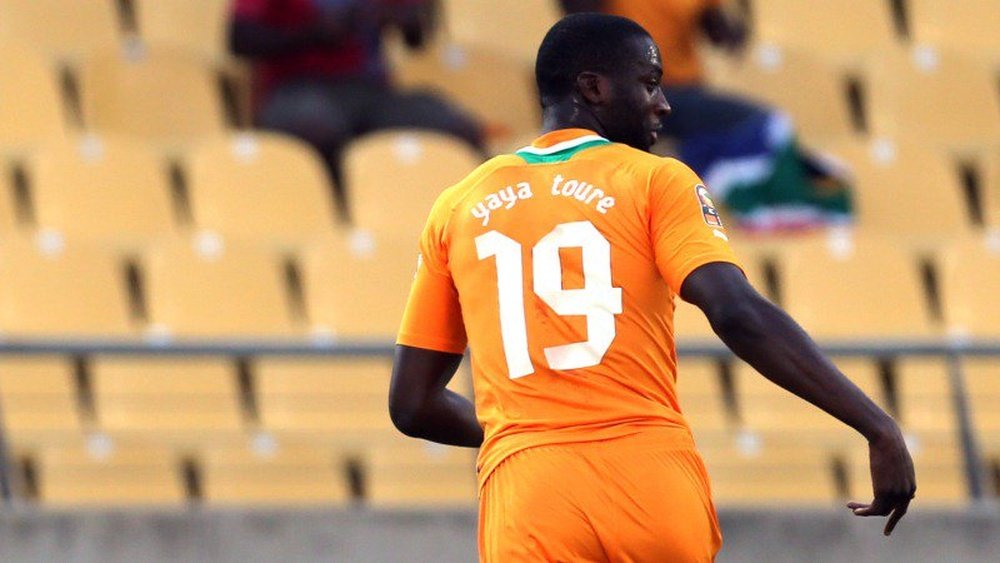 Yaya Touré, en un partido con Costa de Marfil. Twitter