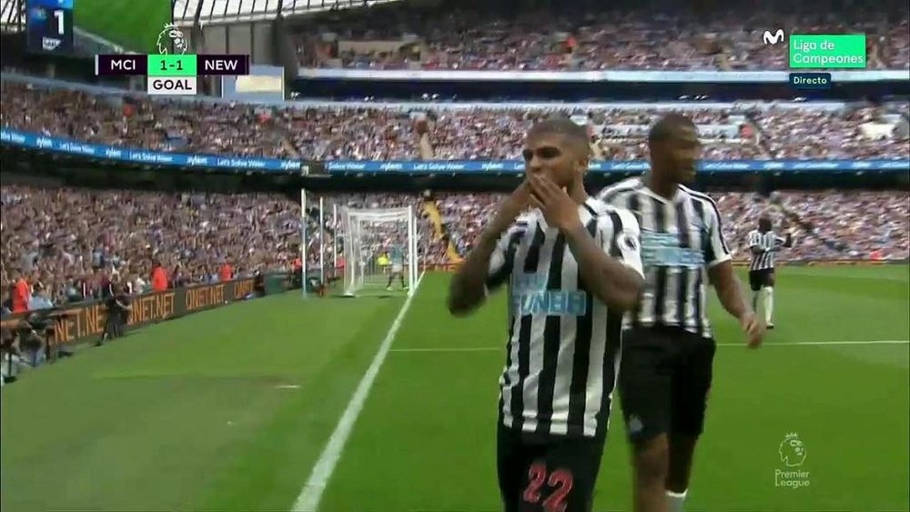 Yedlin celebrates his goal. Screenshot/Movistar