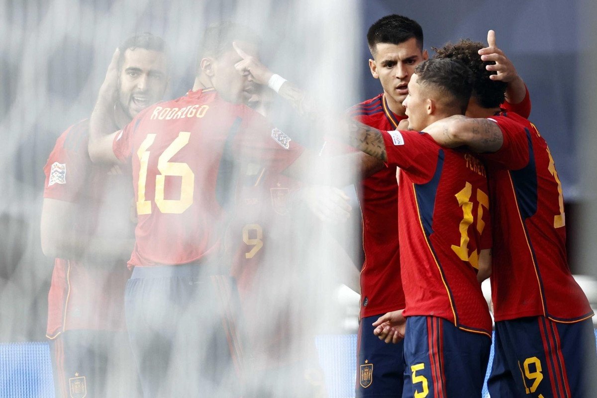 Spain book place in Nations League final with last-minute goal over Italy