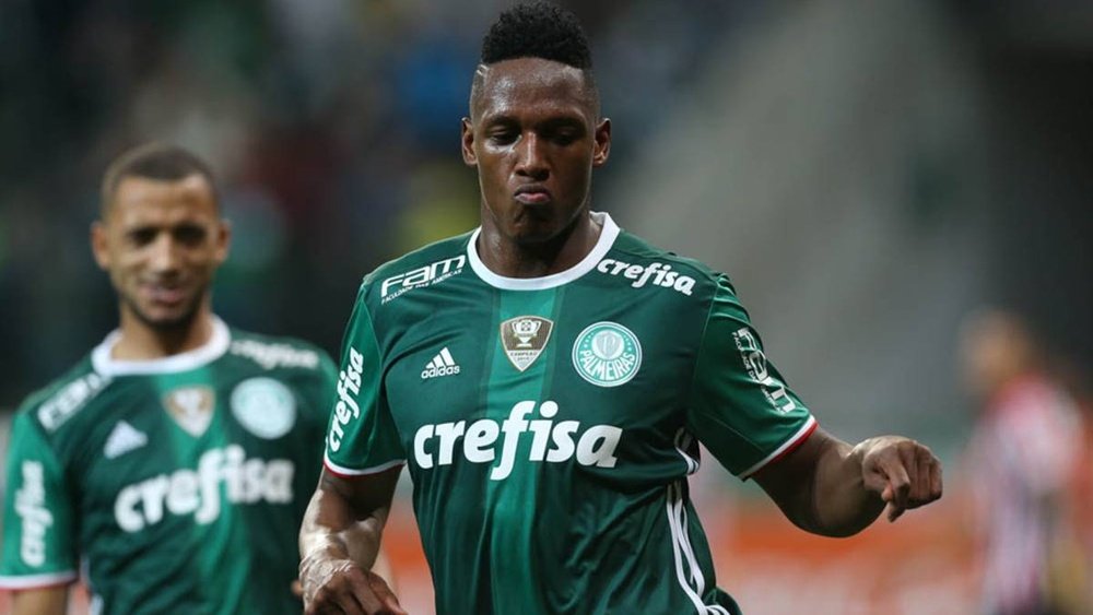 Mina is expected to sign for Barca imminently. EFE/Archivo