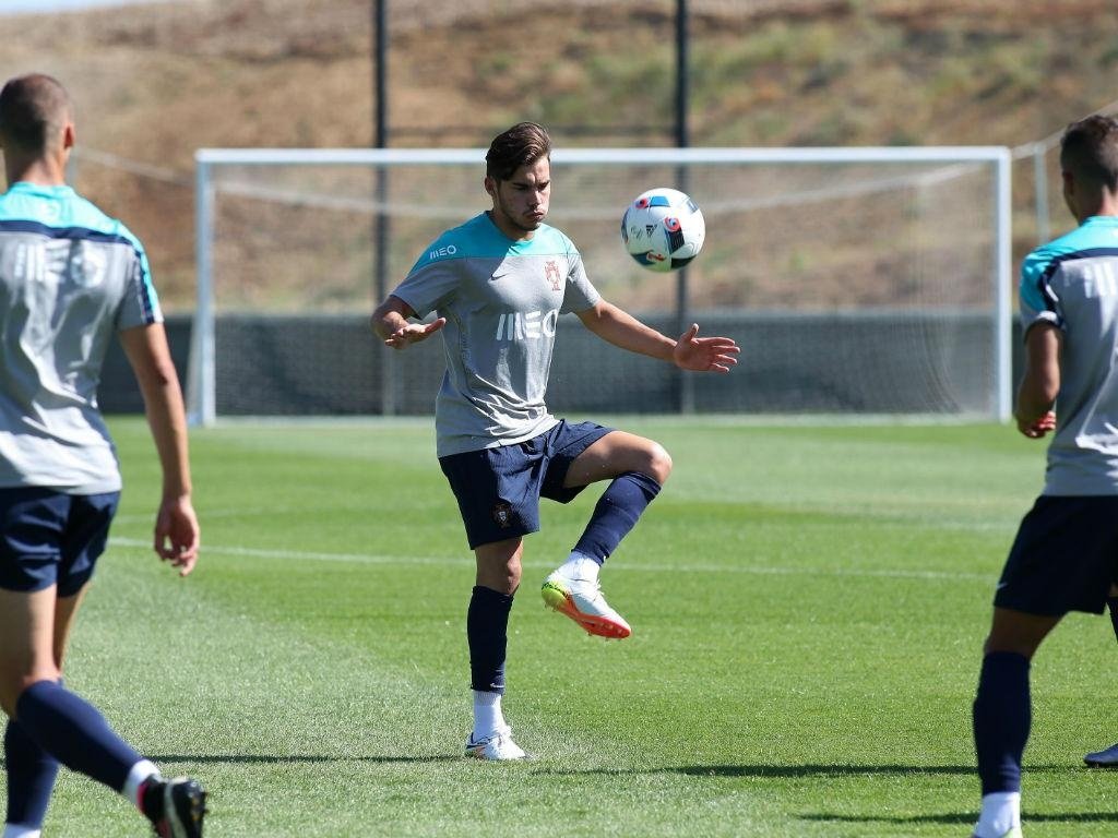 Rio Ave: Yuri Ribeiro a chegar e Pelé confirmado