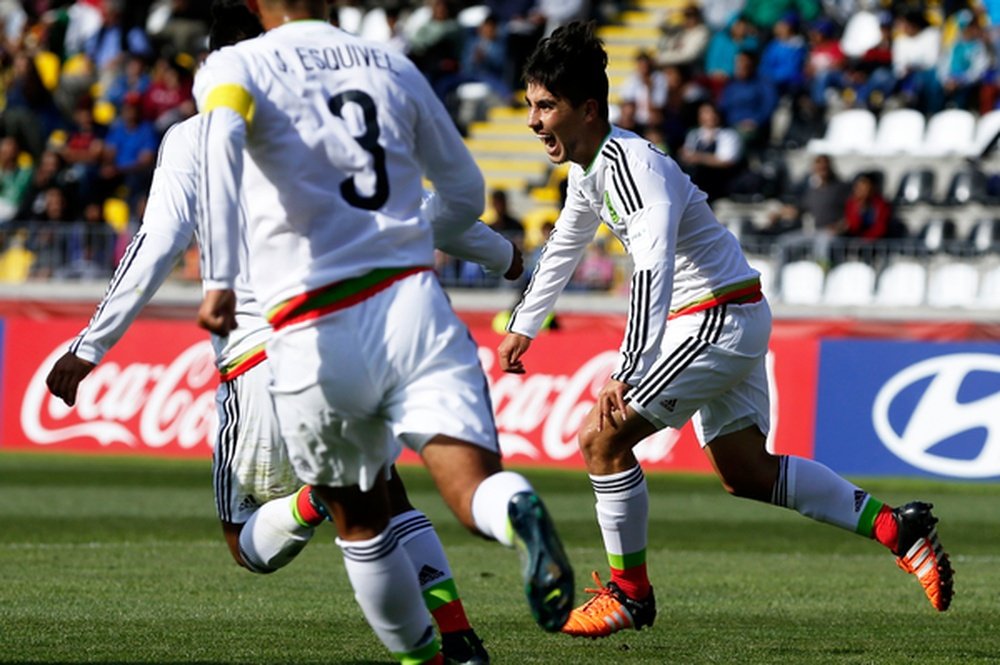 Zamudio anotó el primer gol de México en la victoria sobre Ecuador. Twitter