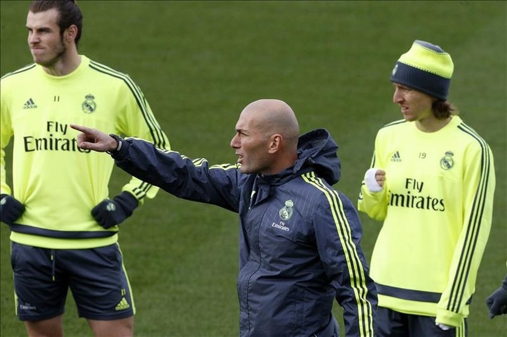 Zidane espère avoir tous ses joueurs pour le match face à Naples. EFE