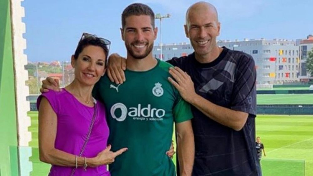 Zidane a rendu visite à Luca lors de son jour de repos. Instagram/Zidane