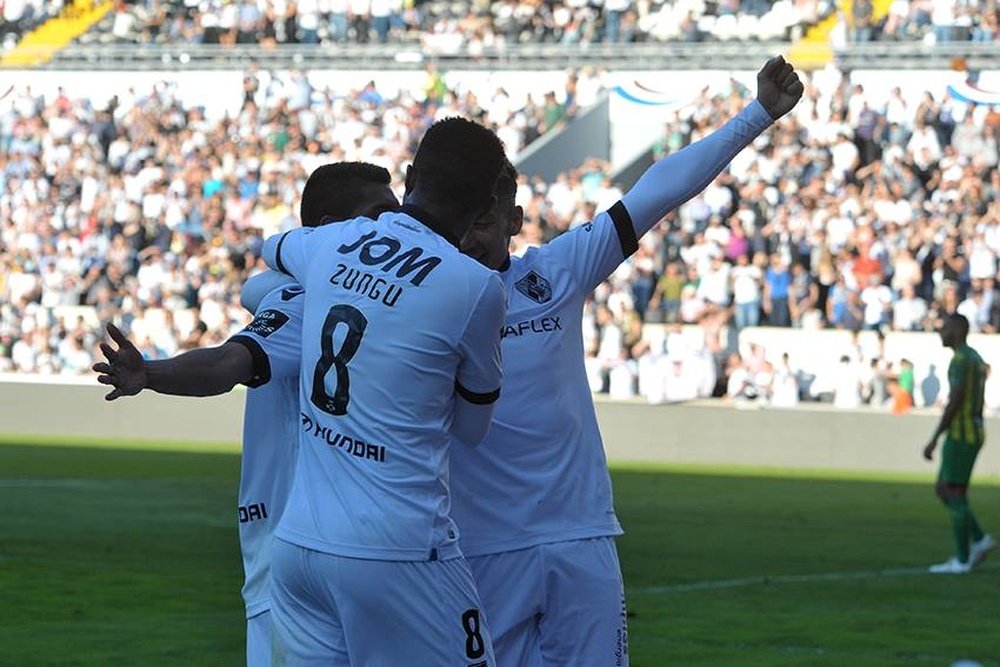 O médio do Vitória está focado em trazer a Taça para Guimarães. Facebook