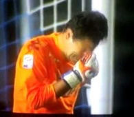 Julio Sergio can't stop crying in Brescia-Roma 2-1