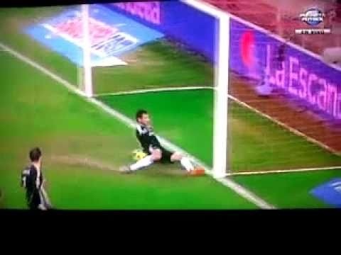 Gol Fantasma Luis Fabiano SEVILLA - REAL MADRID 0-1 26-01-11