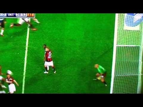MILAN-INTER - grande parata di ABBIATI vs THIAGO MOTTA [gol non gol]