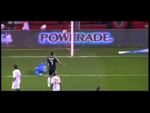 Sevilla vs Real Madrid 0-3 (Kaka Goal) - 07-05-2011